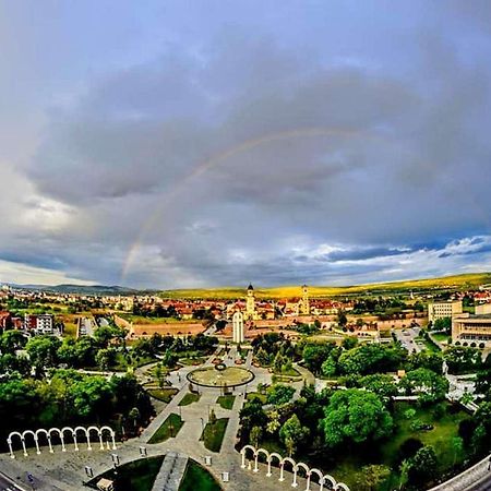 Ferienwohnung Midsummer Boulevard Alba Iulia Exterior foto