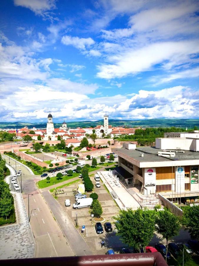 Ferienwohnung Midsummer Boulevard Alba Iulia Exterior foto
